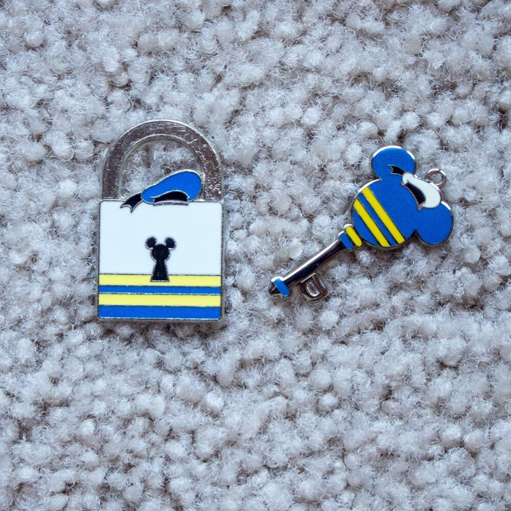 Disney Pins Donald Duck Lock and Key (2013), Limited Edition